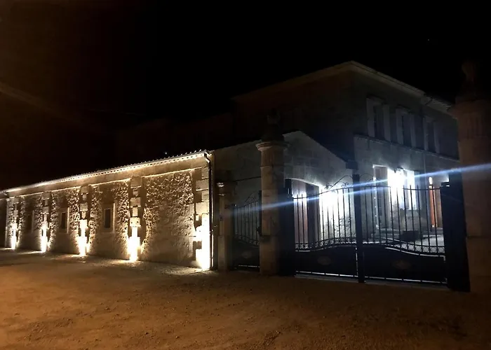 Gite & Spa Chateau Lagrange Les Tours