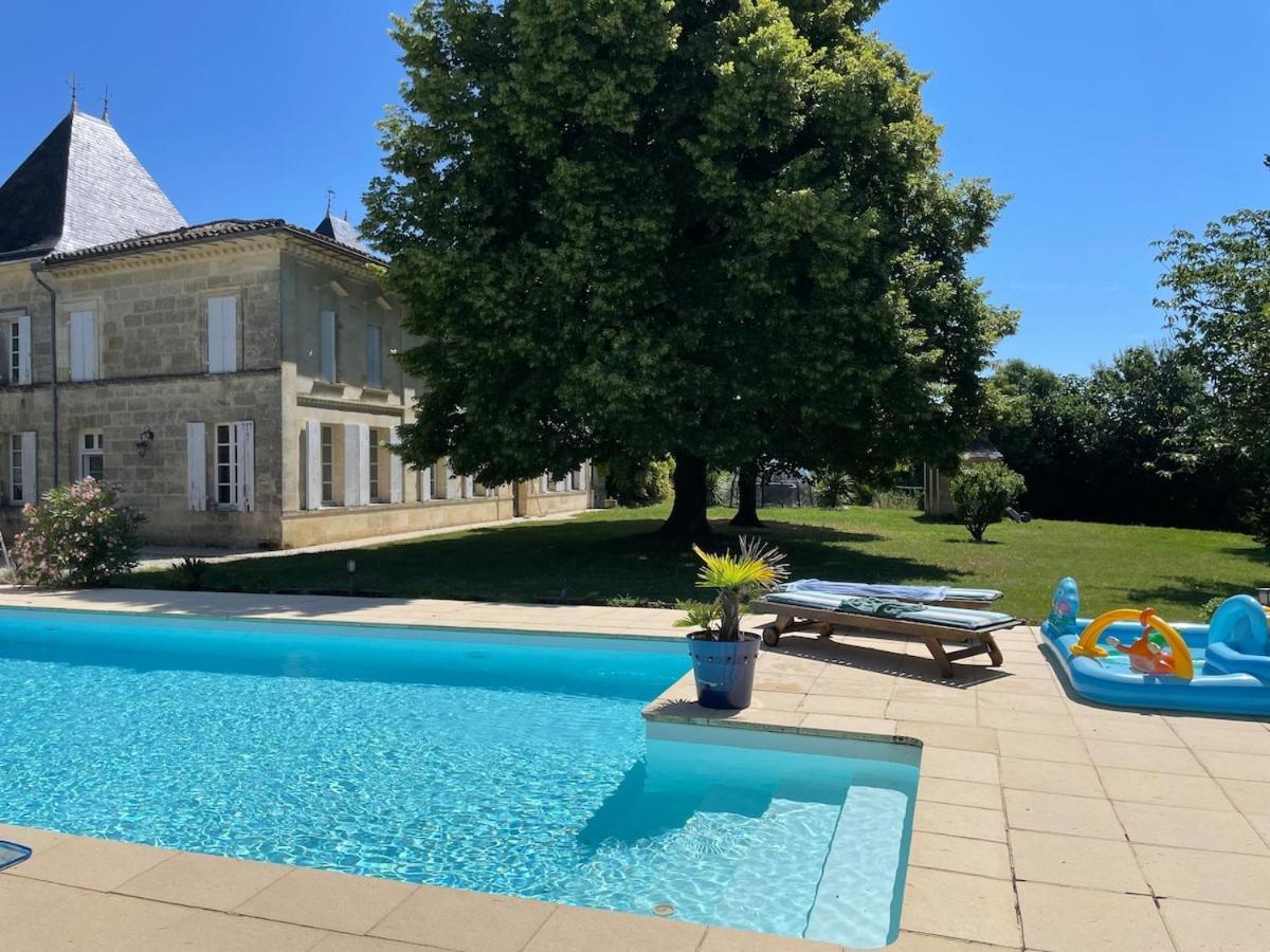 & Chateau Lagrange Les Tours * Cubzac-les-Ponts