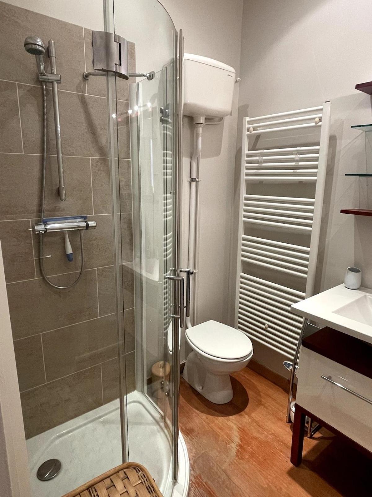 Holiday home & Chateau Lagrange Les Tours